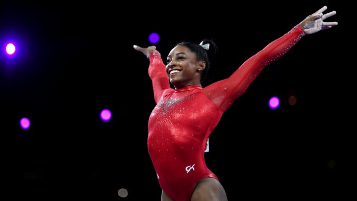 Lições de saúde mental e emocional por Simone Biles